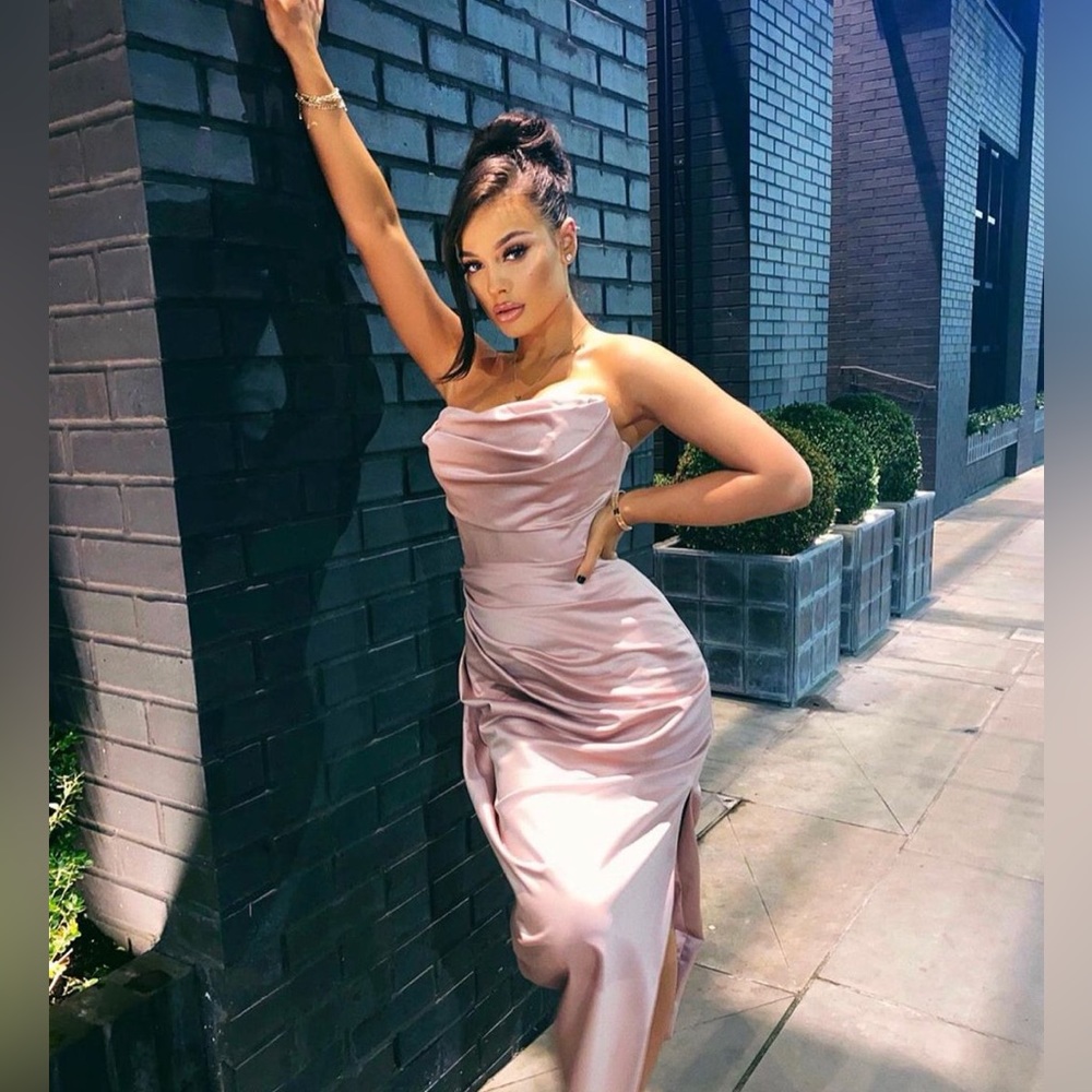 HOUSE OF CB 'Adrienne' Blush Satin Strapless Gown NWOT - Picture 7 of 15
